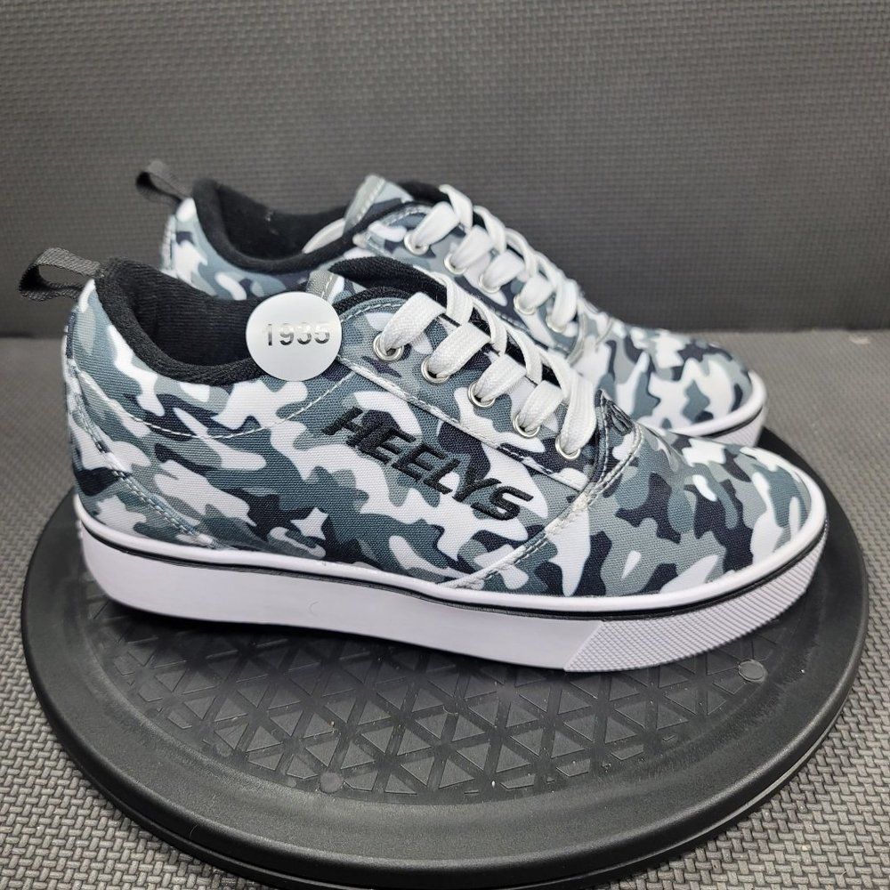 Youth Sz 4 Black Grey & White Heelys Pro 20 Skate Shoes
